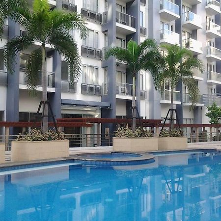 One Palm Tree Villas Манила Екстериор снимка
